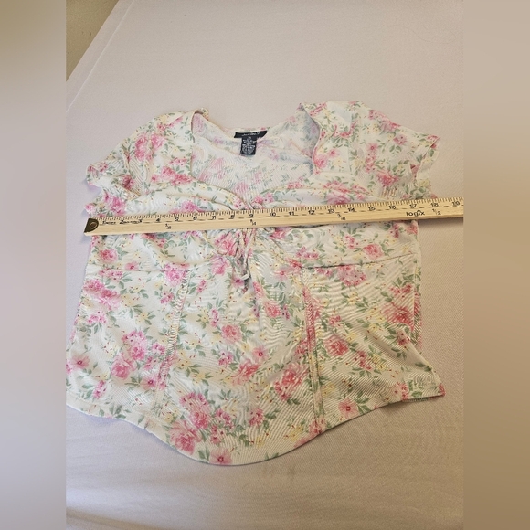 Just Polly New York - Women's XL Pink Flutter Sleeve Crop Blouse with Tie Front - Picture 4 of 7